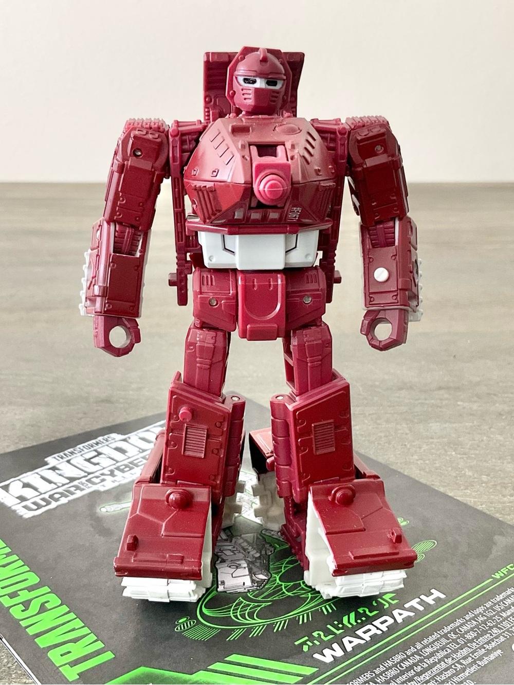 Transformers WFC Kingdom Warpath Minibot